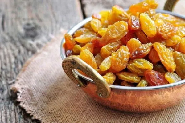 بهترین کشمش طلایی تیزابی + قیمت خرید عالی